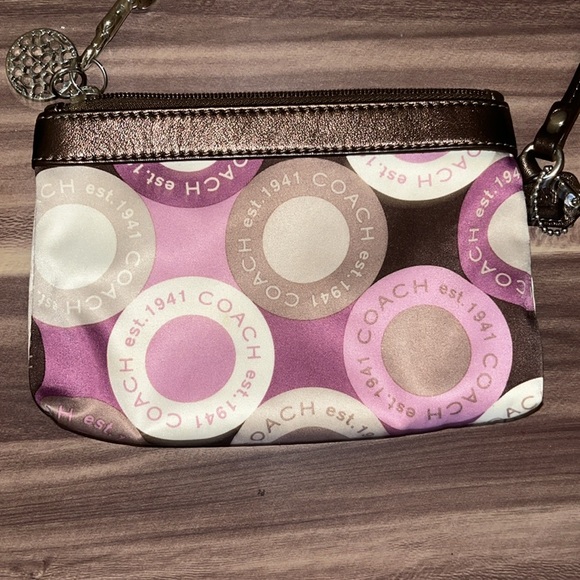 COACH OP ART PURPLE CLUTCH - Picture 9 of 11